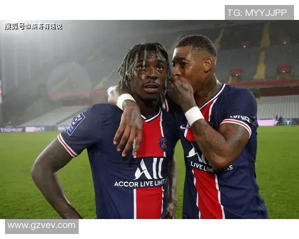 朗斯与阿雅克的激烈对决揭示法甲联赛的竞争格局与球队实力分析